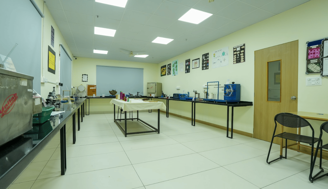 Indian Institute of Fashion Technology Bangalore Academic Building photo 13